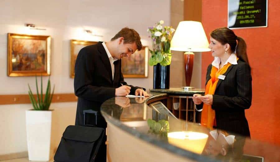 В Минздраве озвучили условия возобновления работы гостиниц