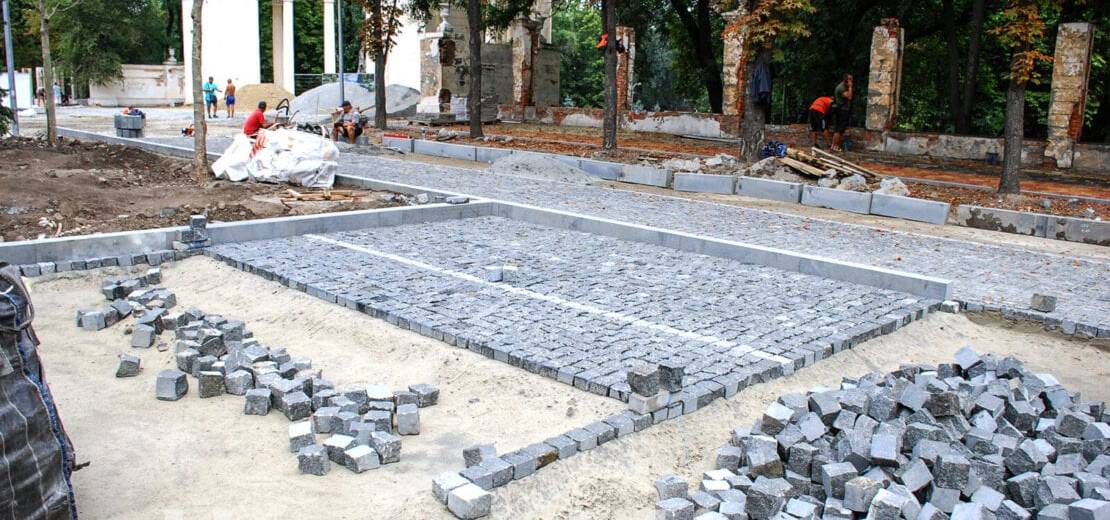 Как идет реконструкция пл. Шевченко в Днепре (ФОТО)