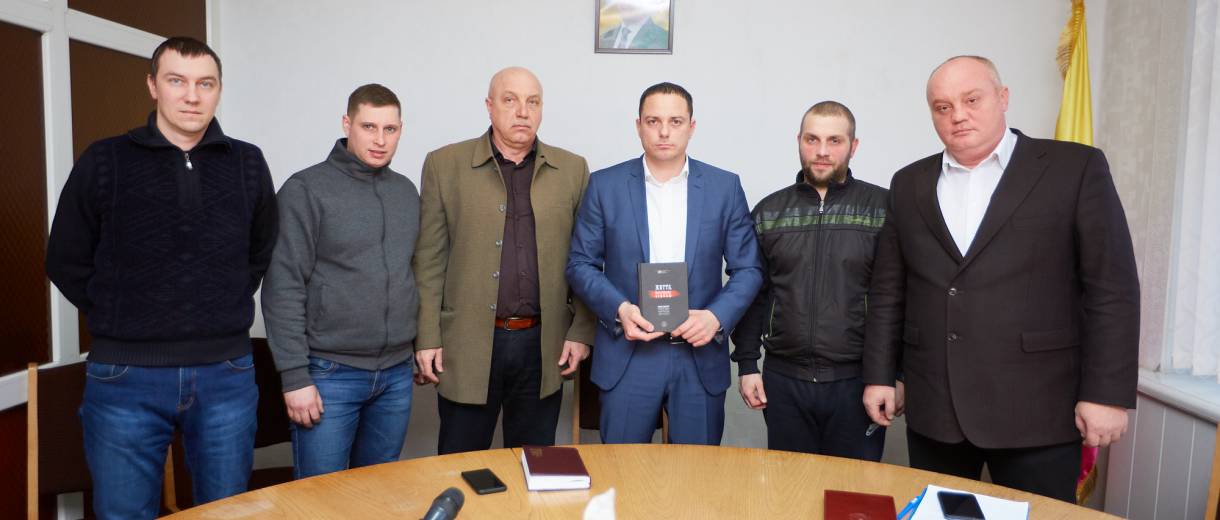 Мэр Каменского встретился с руководством городской общественной организации «Патриот-2015»