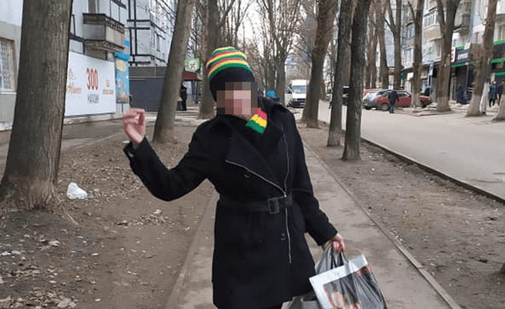 Будьте бдительны! В Днепре на 12-квартале разгуливает странная женщина, которая пристает к детям с проповедями