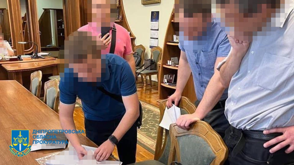 На Дніпропетровщині судитимуть ректора та підрядника, що відмили на ремонті університету мільйон