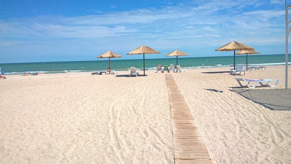 Остров Бирючий стал одной из самых популярных морских рекреаций в Украине