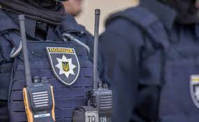У Дніпрі невідомі “замінували” вокзал та школу