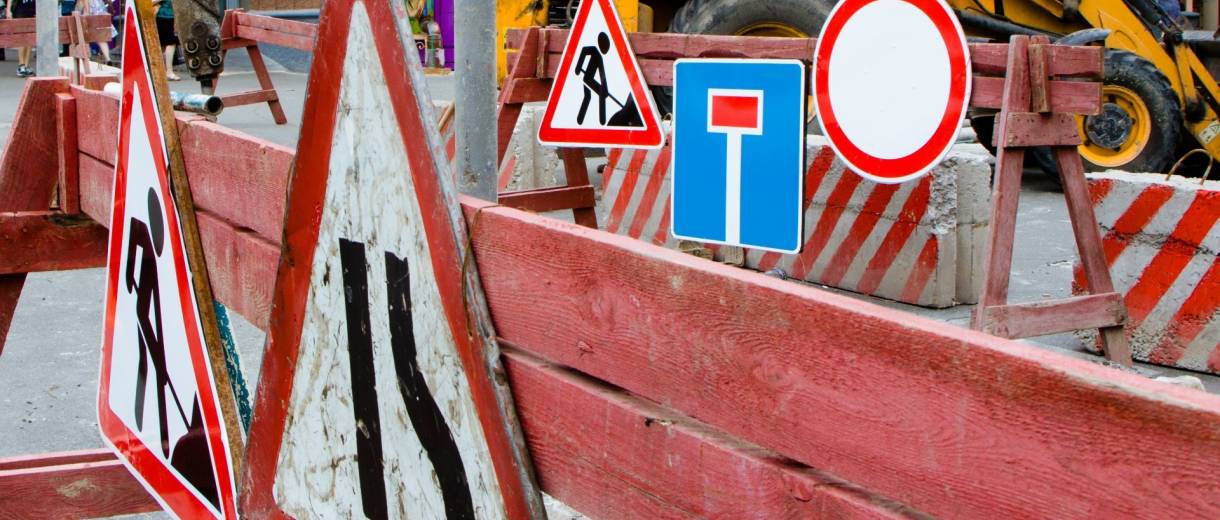 У Дніпрі у новій пішохідній зоні висадять десятки платанів та тис (ФОТО)