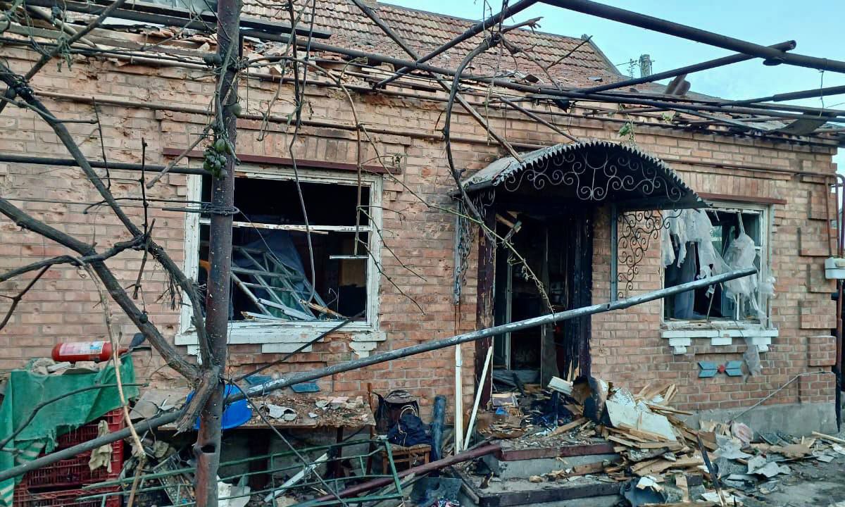Важка ніч на Дніпропетровщині: окупанти били з «Градів», «Ураганів» та важкої артилерії