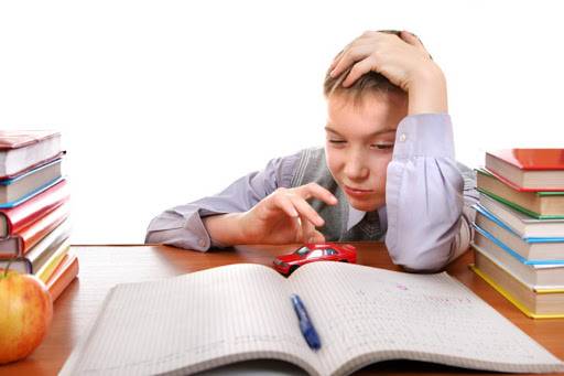 У Дніпрі 15-річний хлопець вночі втік з дому, тому що не хотів робити уроки