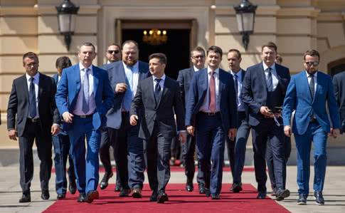 «Слуги народа» отказались от госфинансирования: кто из украинских мэров требовал такого решения
