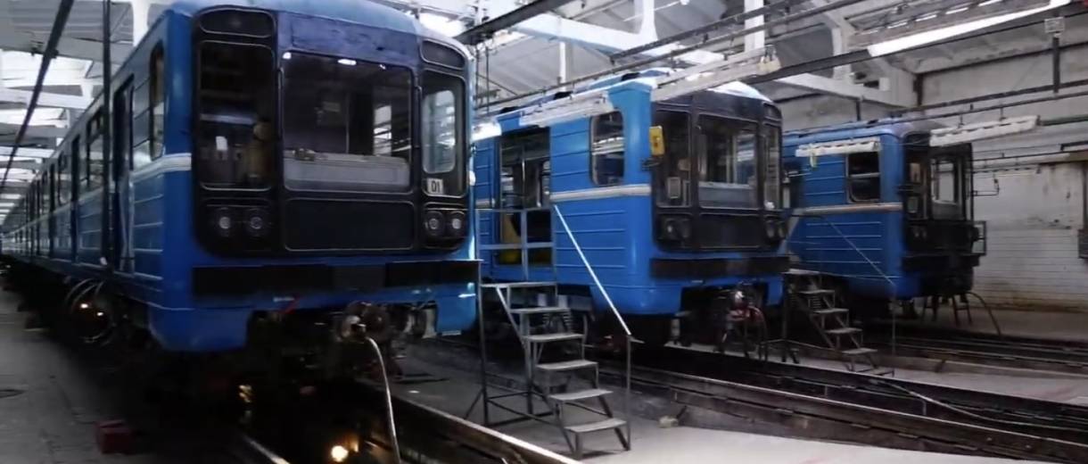 Що відбувається у Дніпровському метрополітені під час карантину (ВІДЕО)