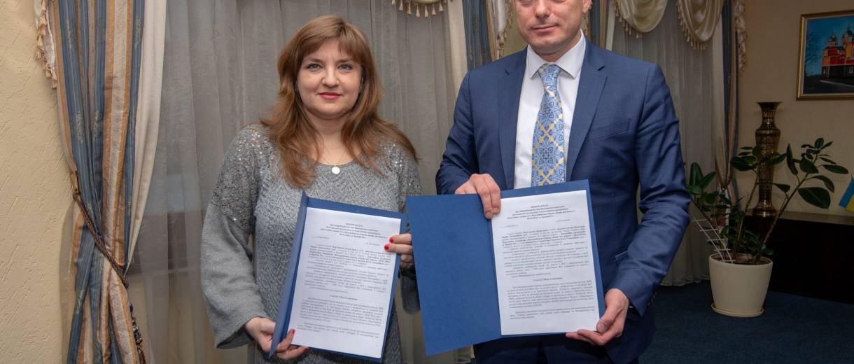 В Каменском подписан Меморандум о сотрудничестве в сфере преодоления эпидемии ВИЧ/СПИДа