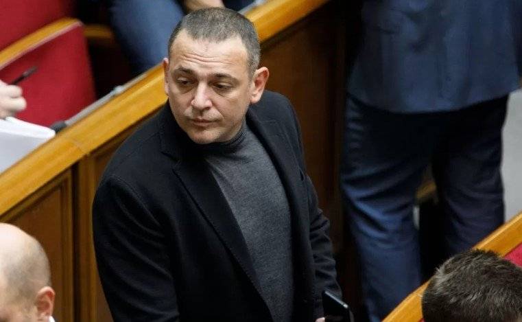 Бужанский обвинил родителей учеников в недостаточной поддержке его «школьных» поправок к языковому закону