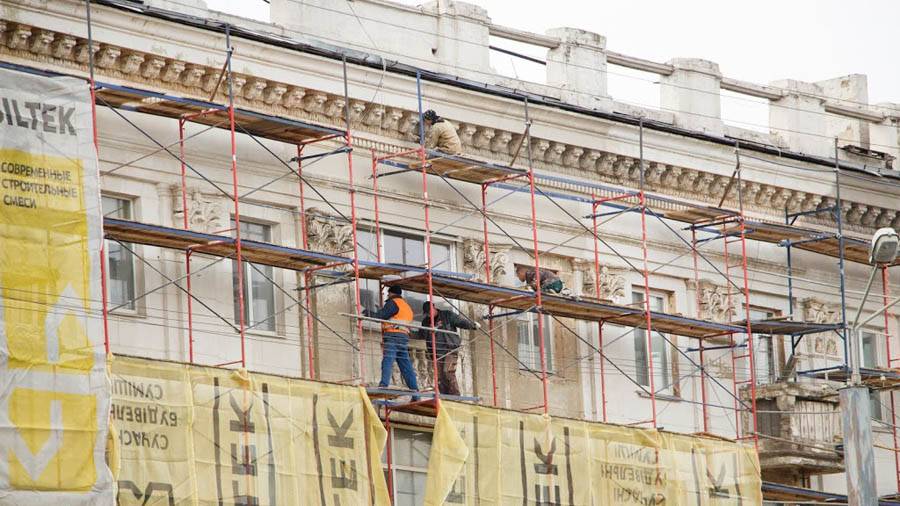 В Днепре заплатят за демонтированные застекленные балконы и лоджии