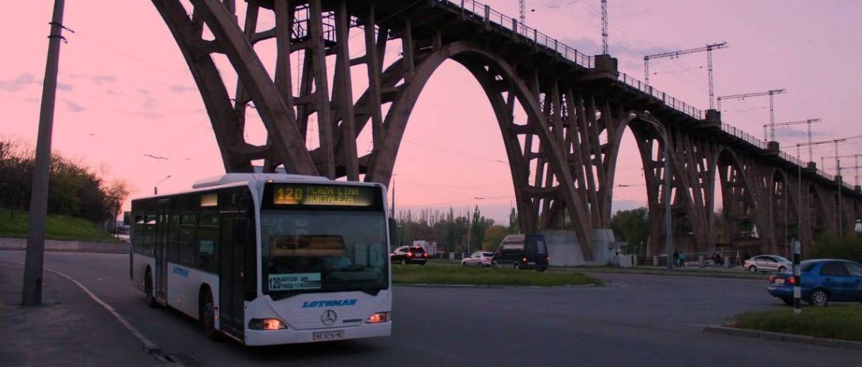 В Днепре планируют внедрить оплату транспортной работы частным перевозчикам: видео