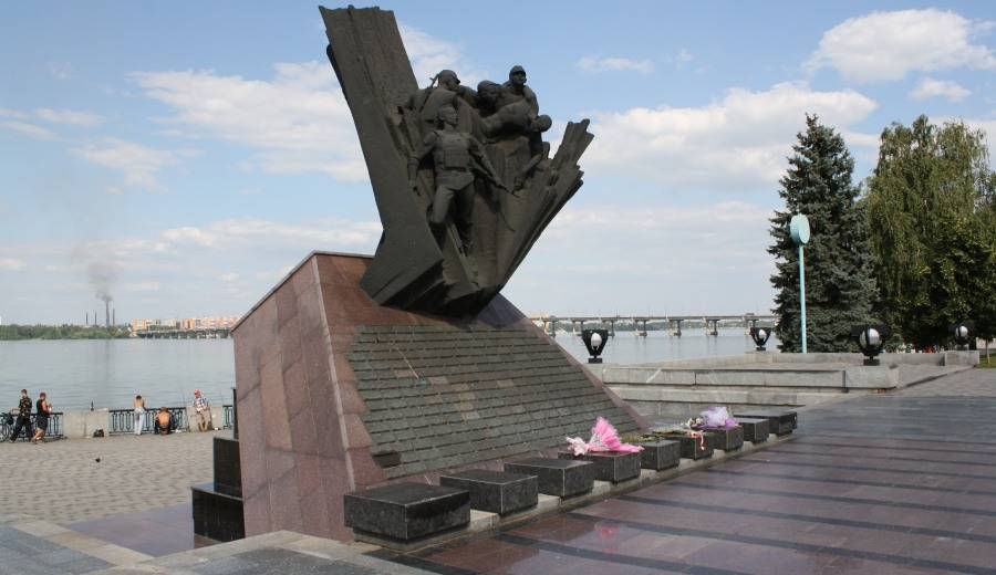 Горсовет дополнительно выделит днепровским афганцам 300 тысяч (список)