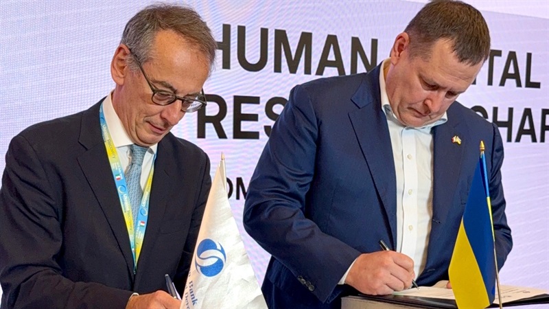 Під час великої міжнародної конференції у Римі Філатов залучив для Дніпра ще 33 млн євро на термомодернізацію шкіл, лікарень та дитсадків