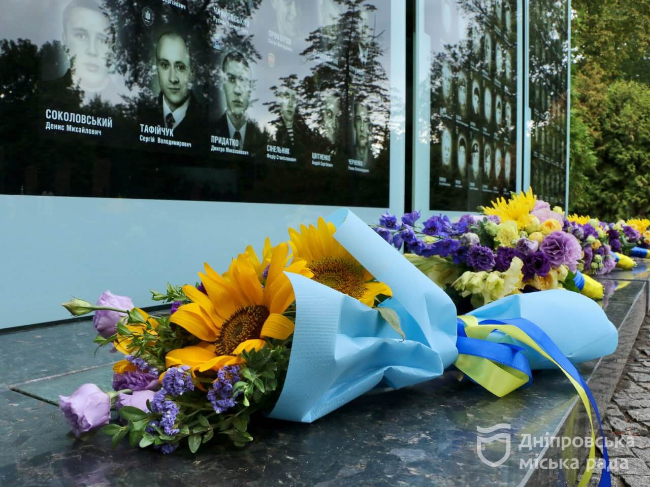 Дніпро вшанував героїв у День Незалежності