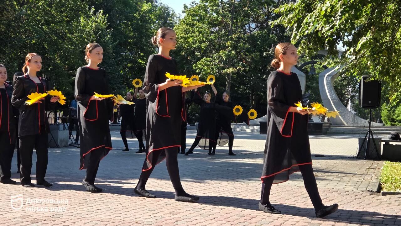 Діти вшанували пам’ять загиблих захисників у Дніпрі