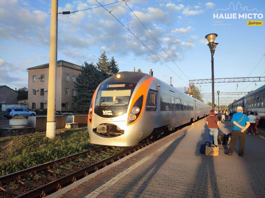 Серія атак на залізничну інфраструктуру спричинила затримку поїздів