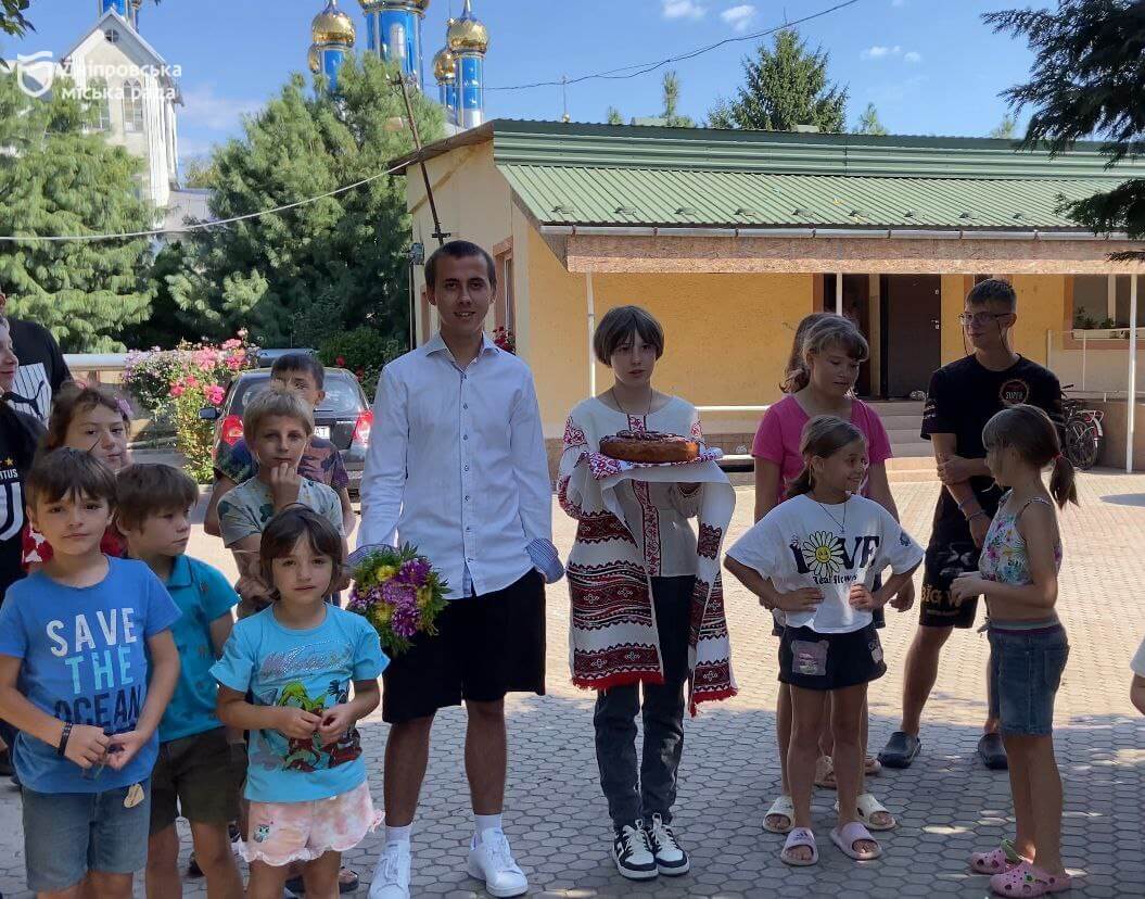 Дніпро підтримує дітей-сиріт на Закарпатті: забезпечення на час війни