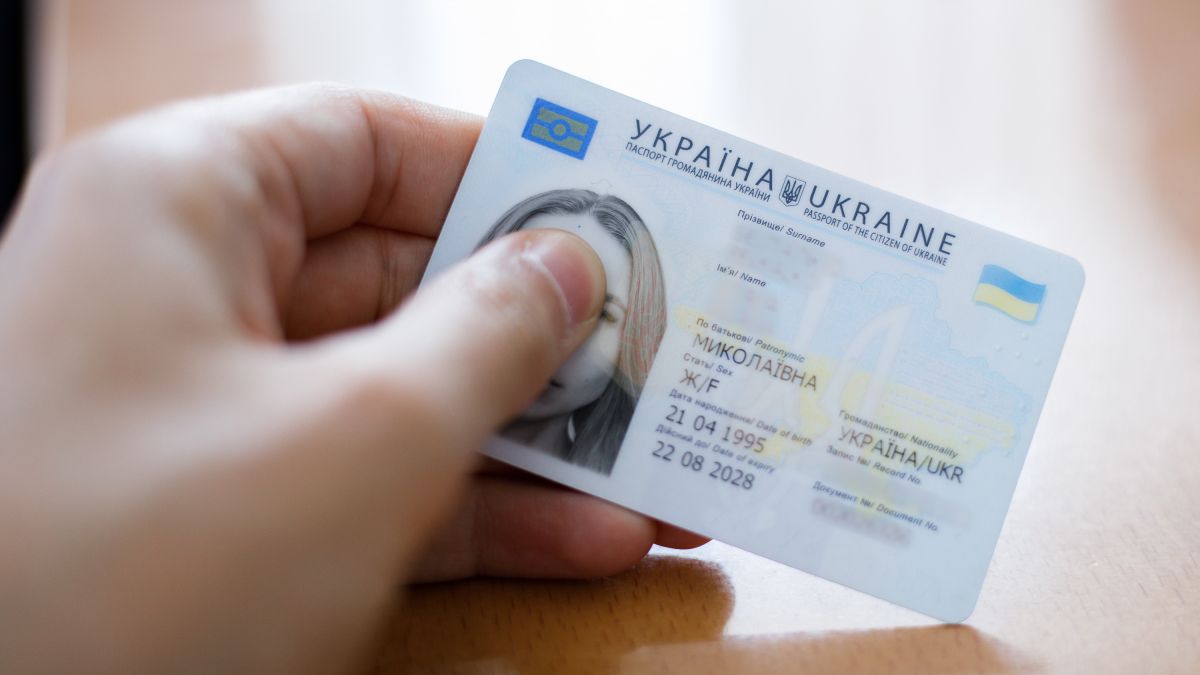 Поновлення документів для переселенців у Дніпрі