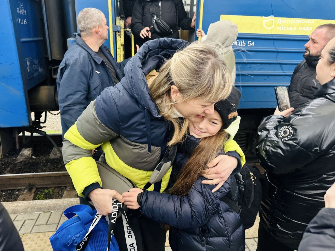 У Дніпрі повернулись діти захисників з таборів