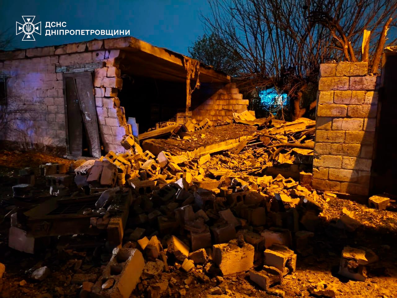 У Дніпрі дрони вразили будівлю: постраждали шестеро