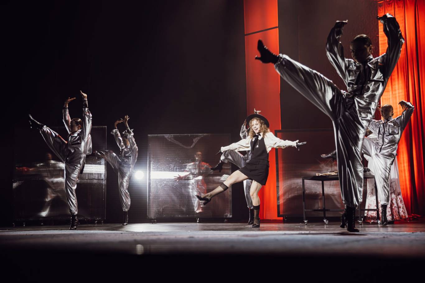 Вистава «Ребелія» захопила дніпрян: два аншлаги в один день