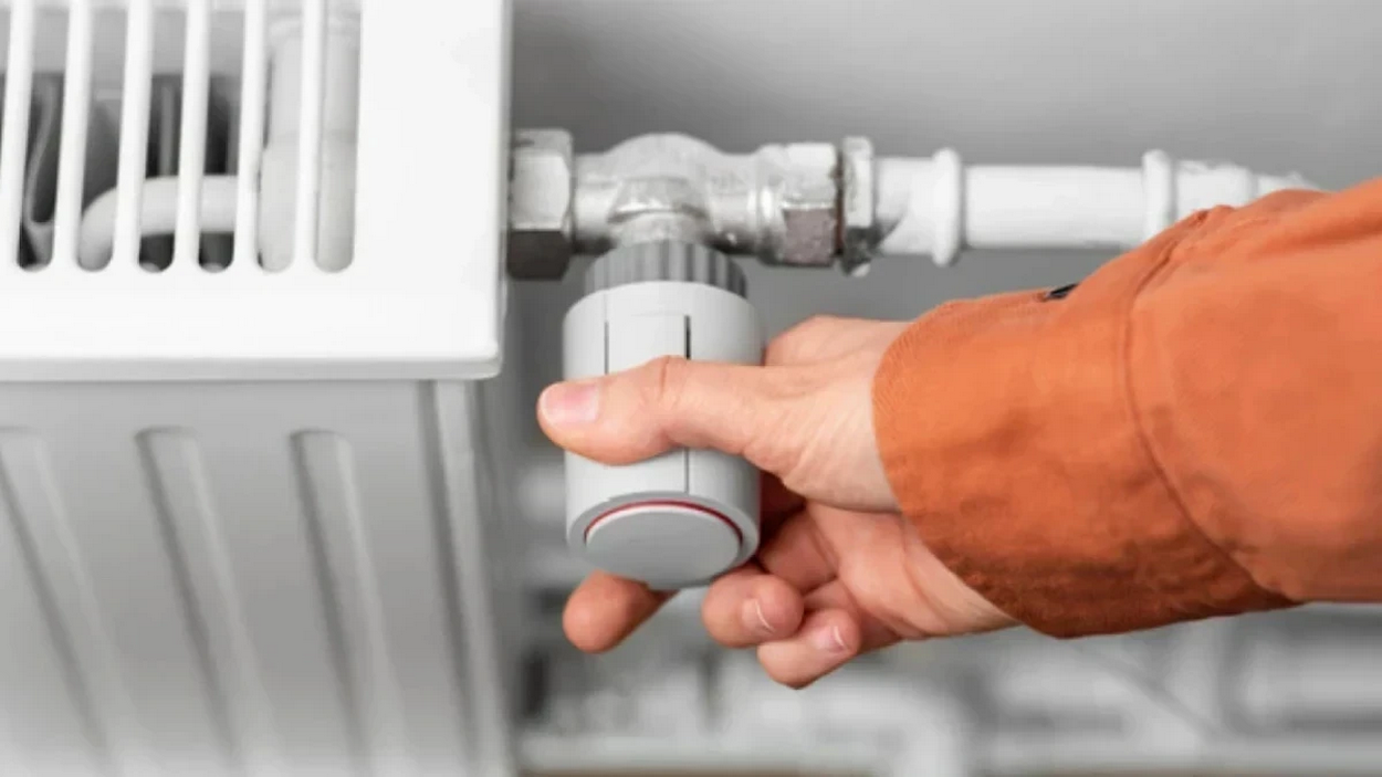 Тимчасове відключення тепла в деяких районах Дніпра 22 листопада