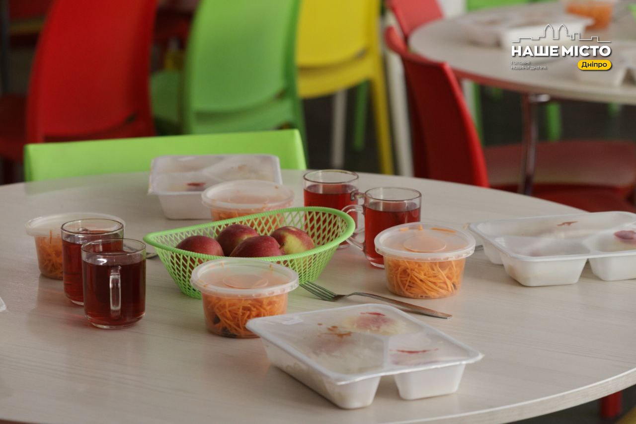 Інформацію про отруєння в гімназії №8 у Дніпрі спростовано