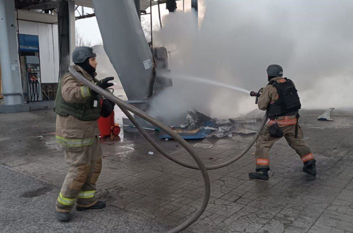 Трагедія в Нікополі: 2 загиблих, численні руйнування через обстріли