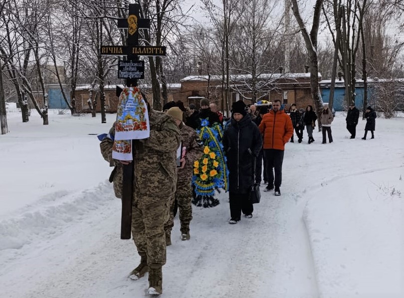 У Нікополі попрощалися із захисником Андрієм Шкарубським