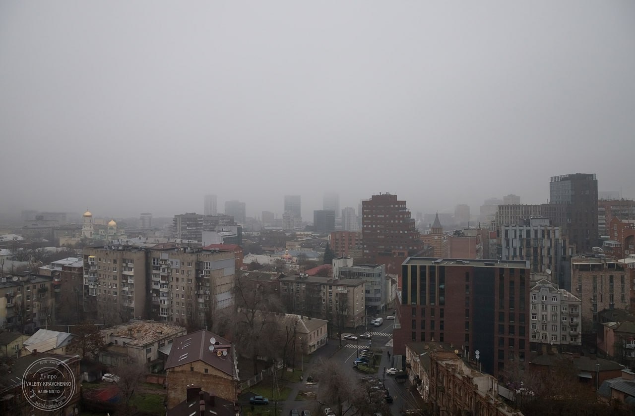 Спокійна ніч у Дніпрі: місто без обстрілів та повітряних тривог