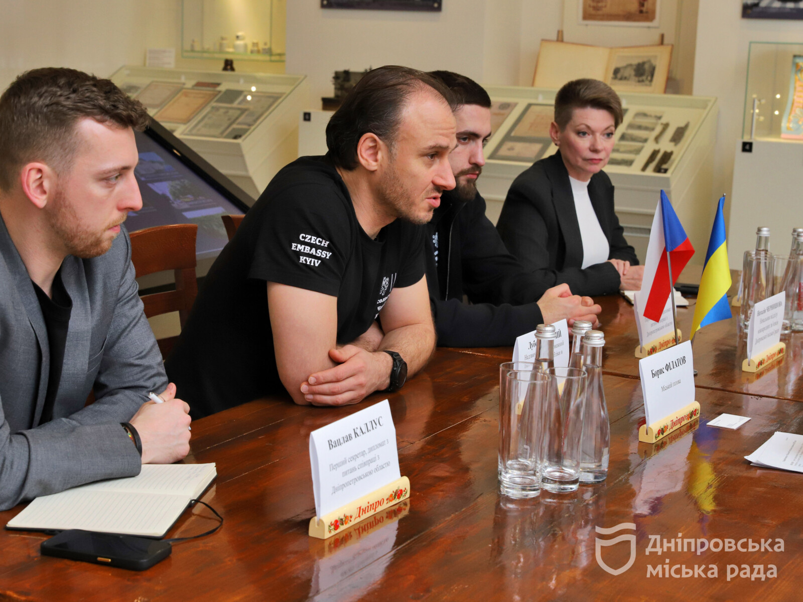 Мер Дніпра обговорив з посолом Чехії шляхи співпраці