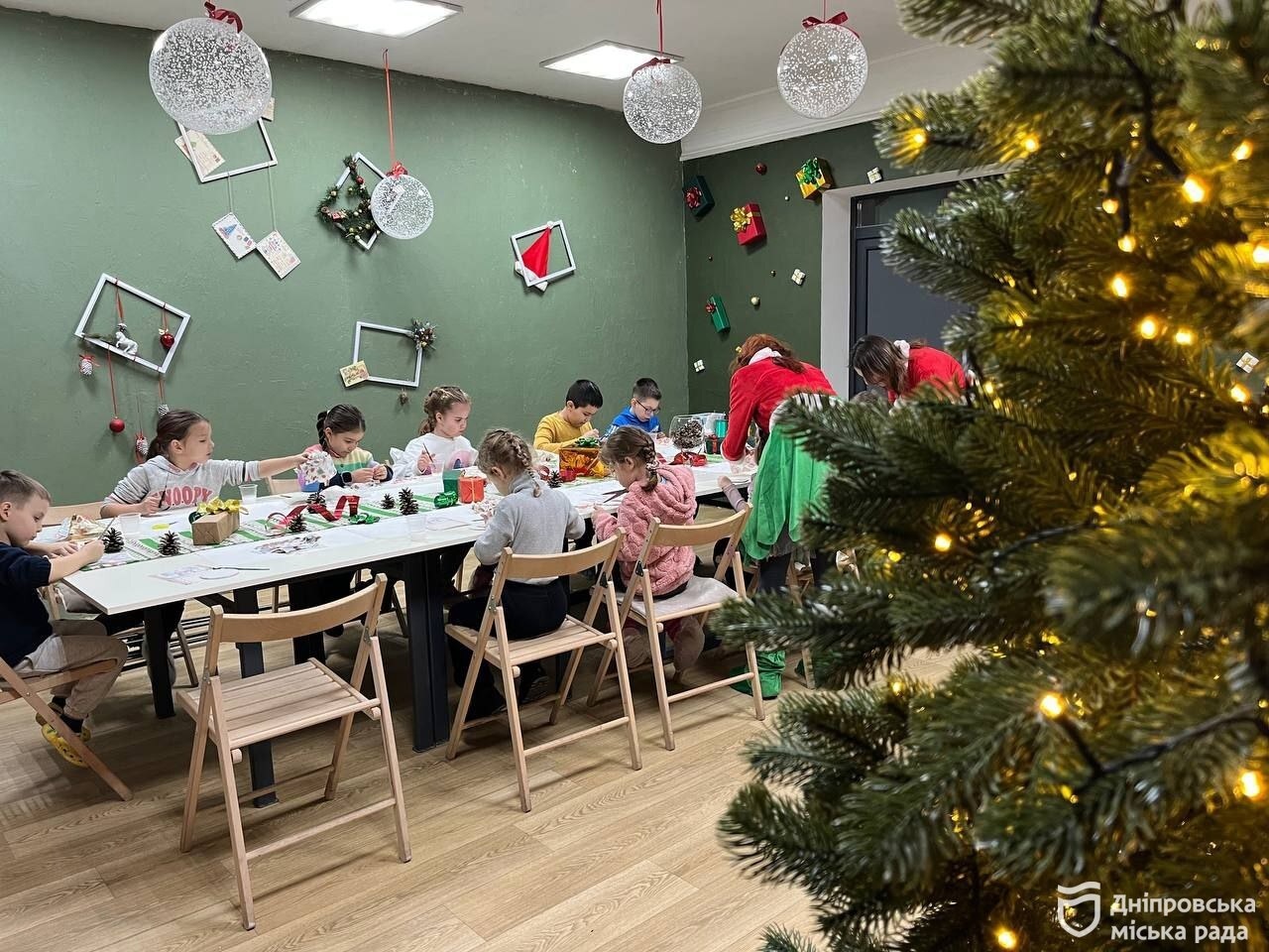 У Дніпрі започатковано серію святкових зустрічей для дітей військових