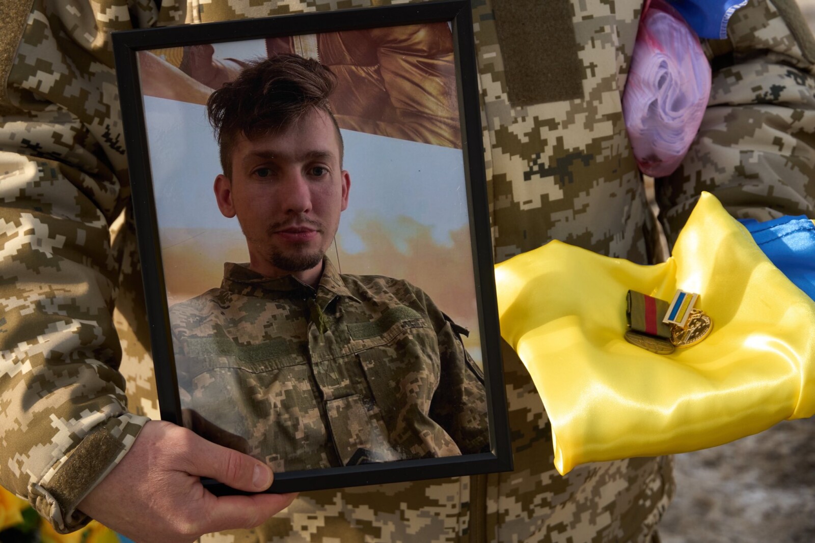 У Нікополі попрощалися з сержантом Віктором Семеновим