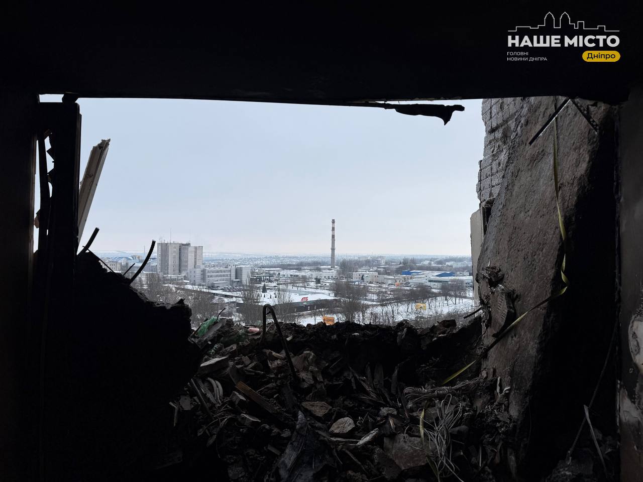 У Дніпрі багатоквартирний будинок серйозно постраждав від удару дрону