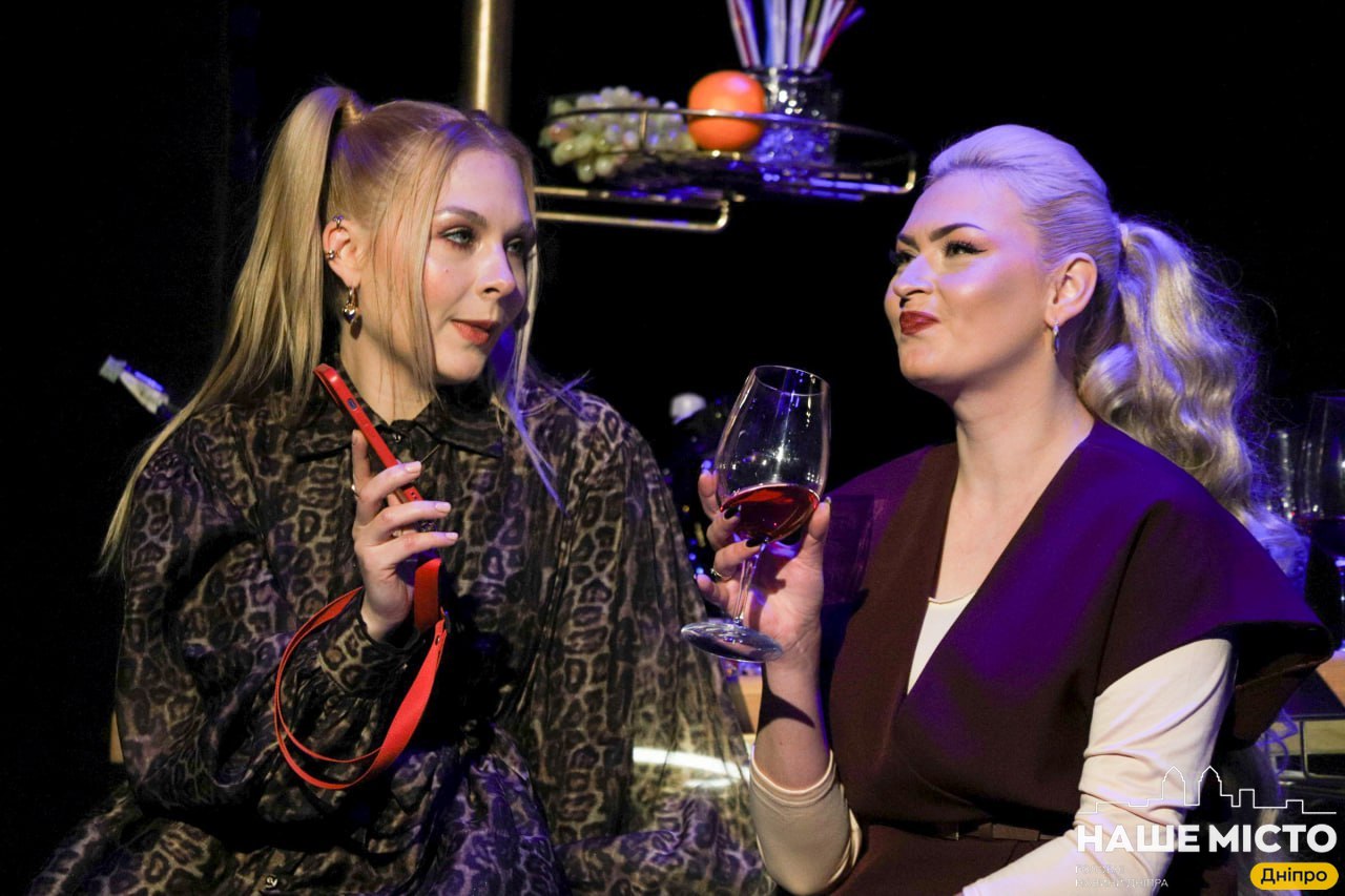 Прем'єра комедії «Естроген» відбудеться у Дніпрі на День Валентина