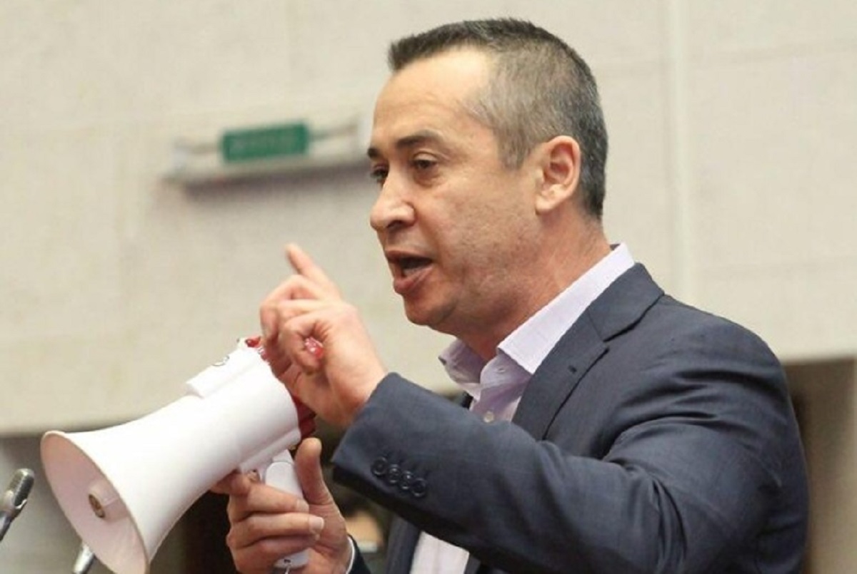 Заяви Краснова на каналах Медведчука про корупцію