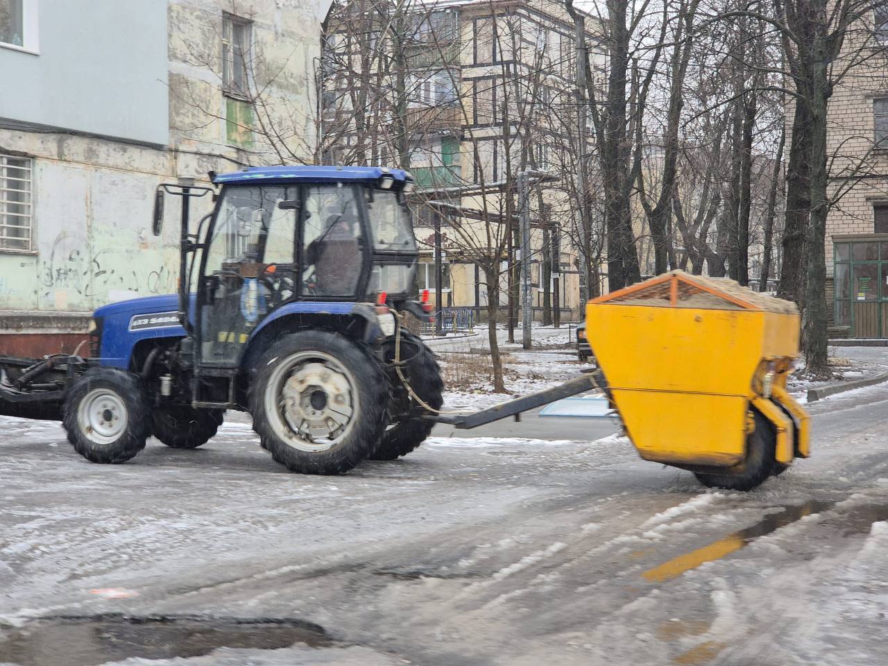 У Дніпрі зросла ймовірність снігопадів: комунальники готуються