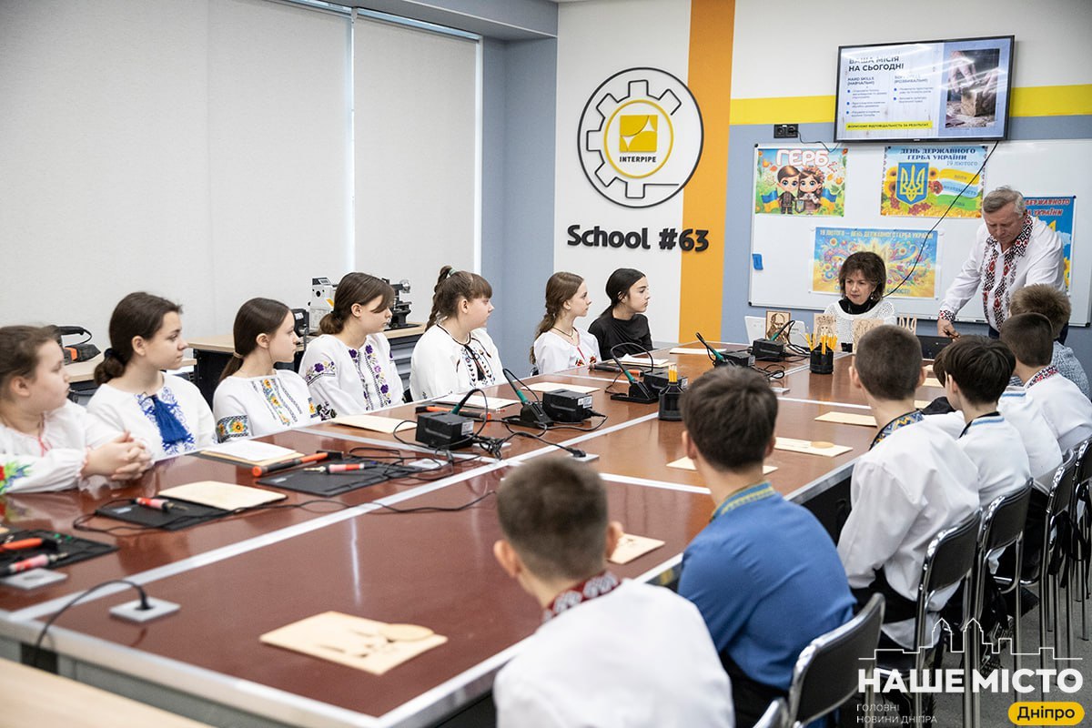 Оновлена технічна майстерня: у гімназії Дніпра стартували класи з технологій