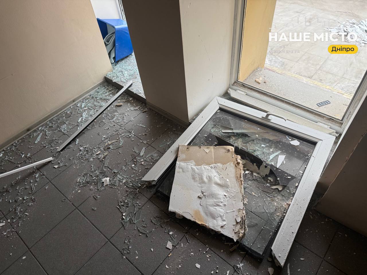 Ракетний удар по Дніпру: серйозні руйнування та швидка реакція служб