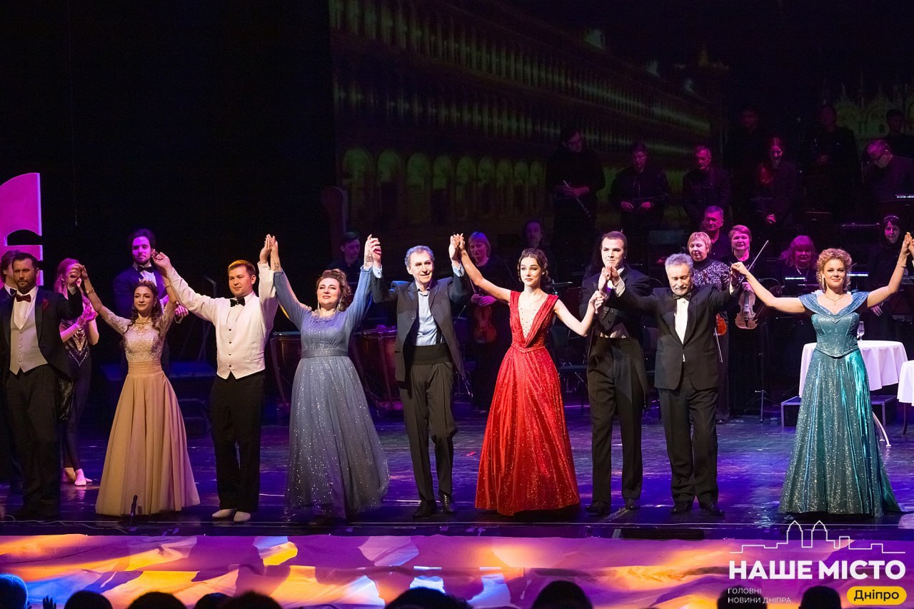 У Дніпровській опері розпочався Венеціанський карнавал