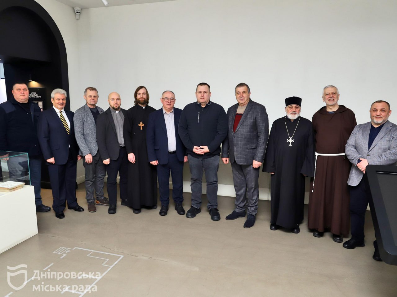 Мер Дніпра спілкується з духовними лідерами: підтримка важлива під час війни