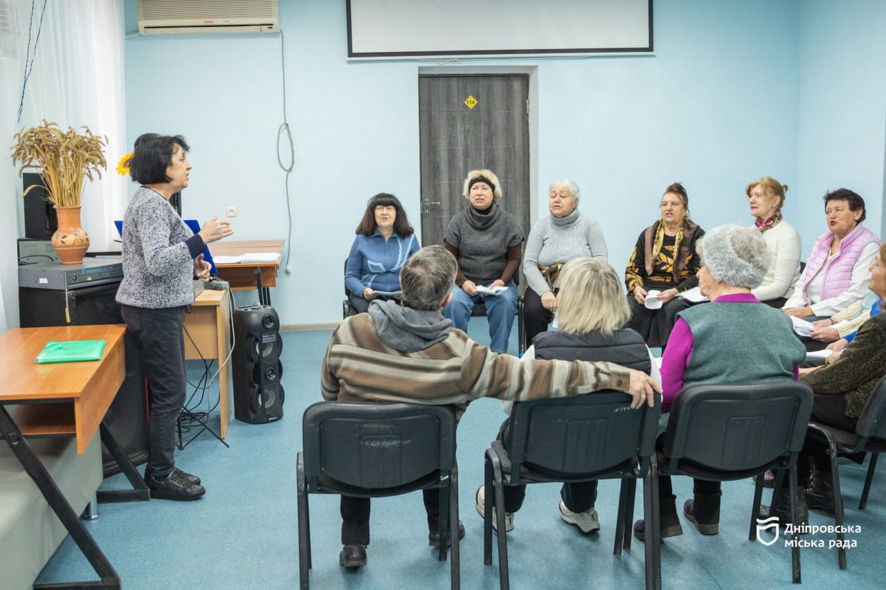 У Дніпрі ефективно діє система підтримки людей похилого віку