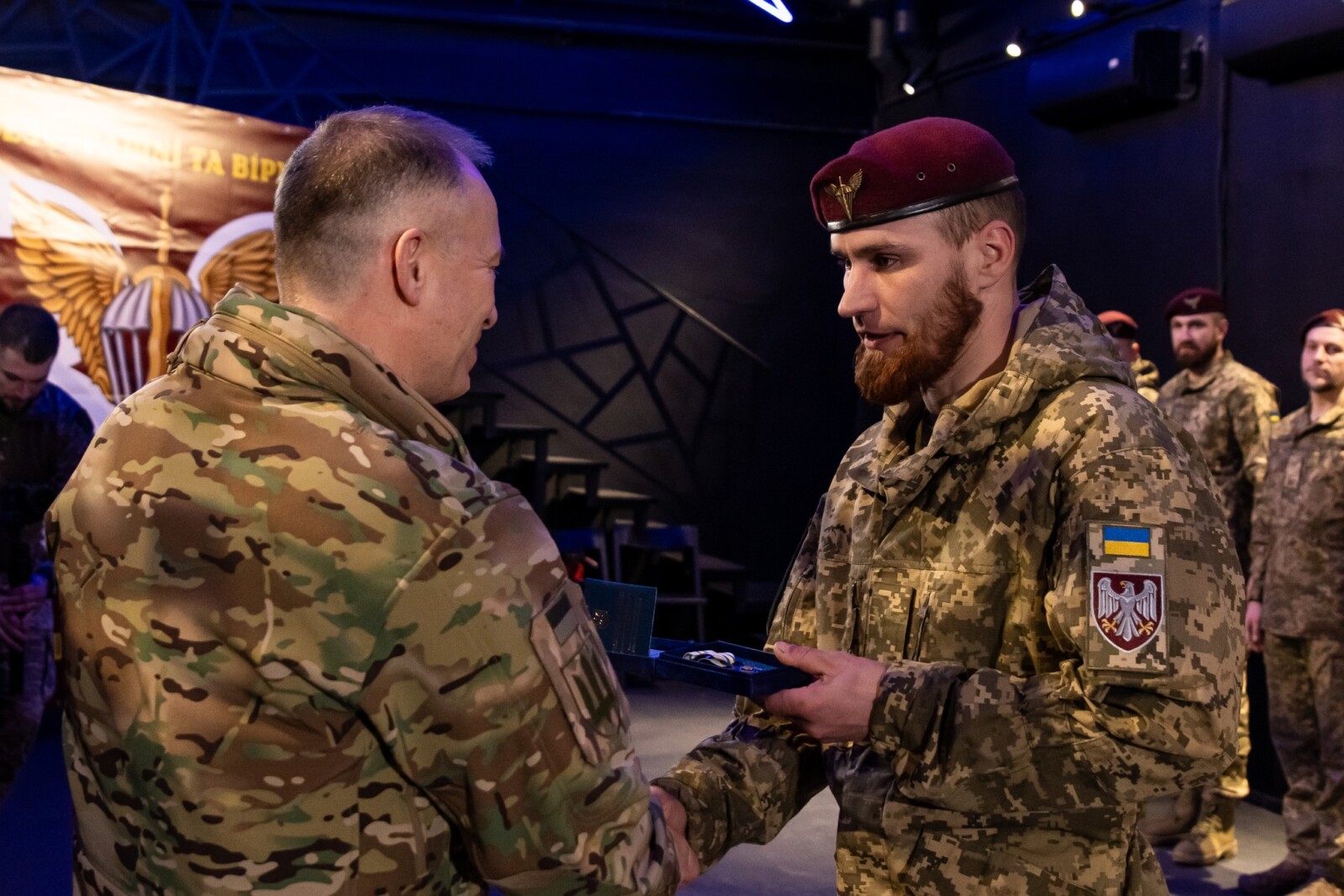 Житель Дніпропетровщини отримав три нагороди за мужність