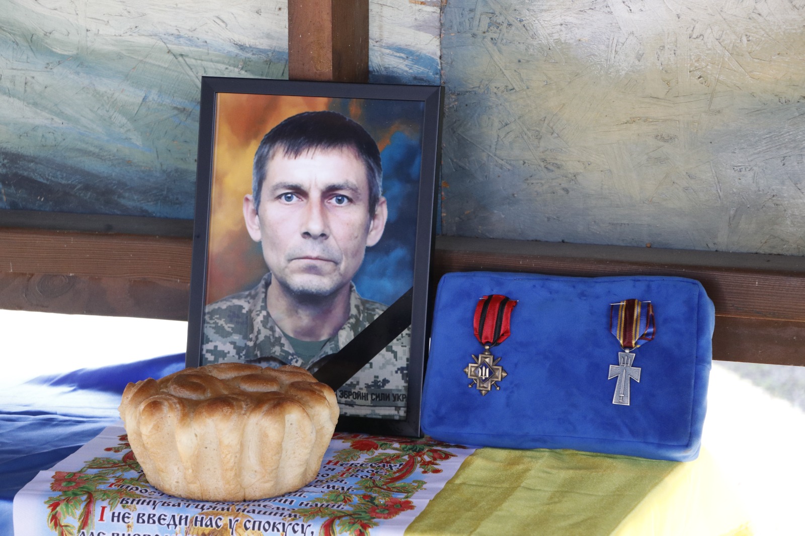 Нікополь прощається з героєм: головний сержант Михайло Білов пішов з життя