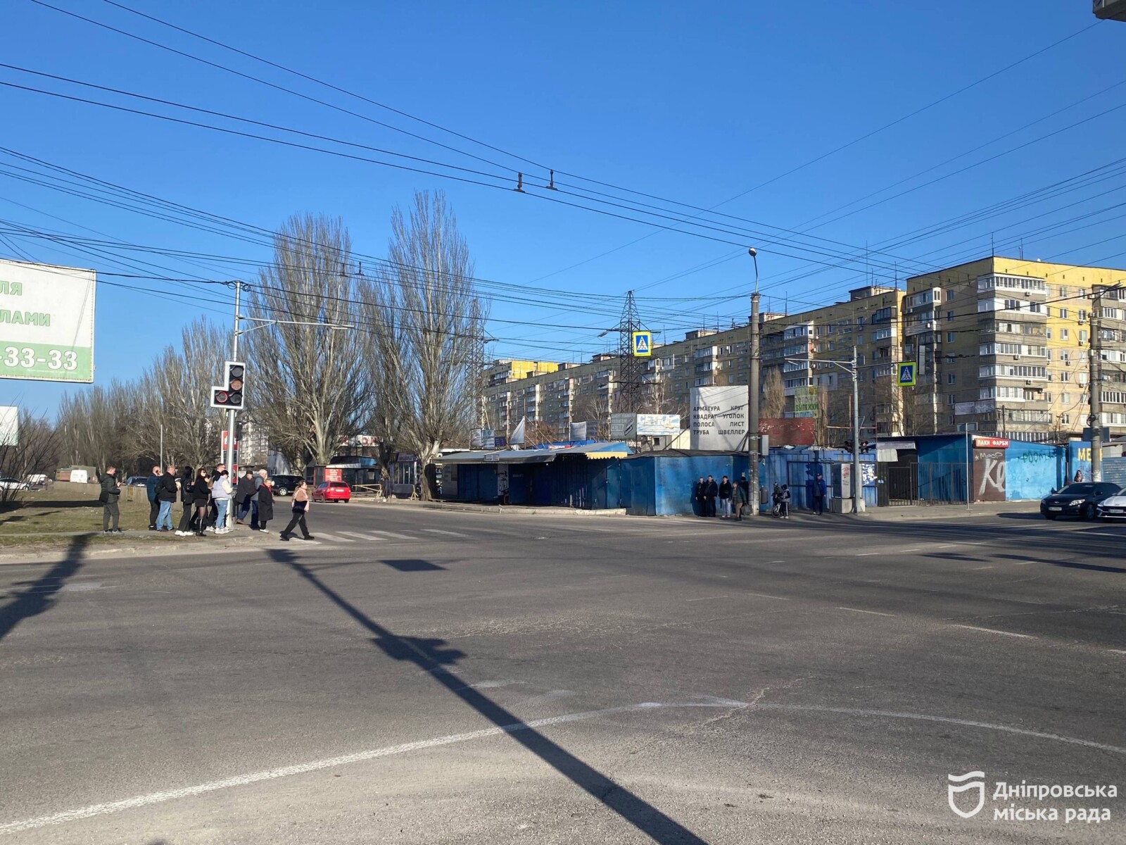 Нові світлофори на перехресті в Дніпрі: покращено регулювання руху