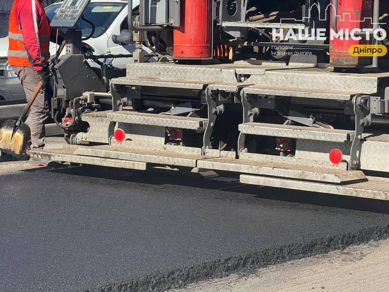 Ремонт доріг у Дніпрі: понад 200 тис. кв. м покриття оновлено