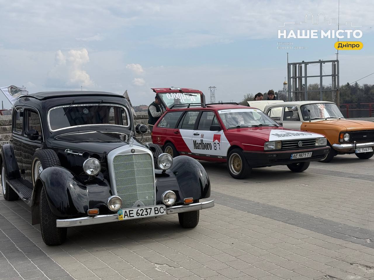 У Дніпрі пройшов автопробіг ретроавтомобілів “За весною”