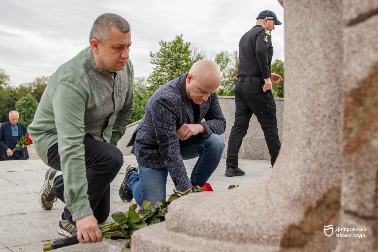 Дніпро вшанував жертв політичних репресій і борців за свободу України