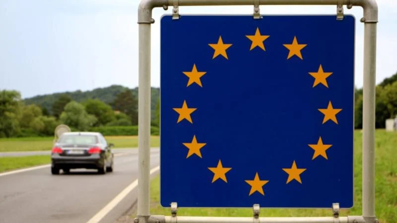 Українці мають платити за в’їзд до ЄС: нова система ETIAS з 2026 року